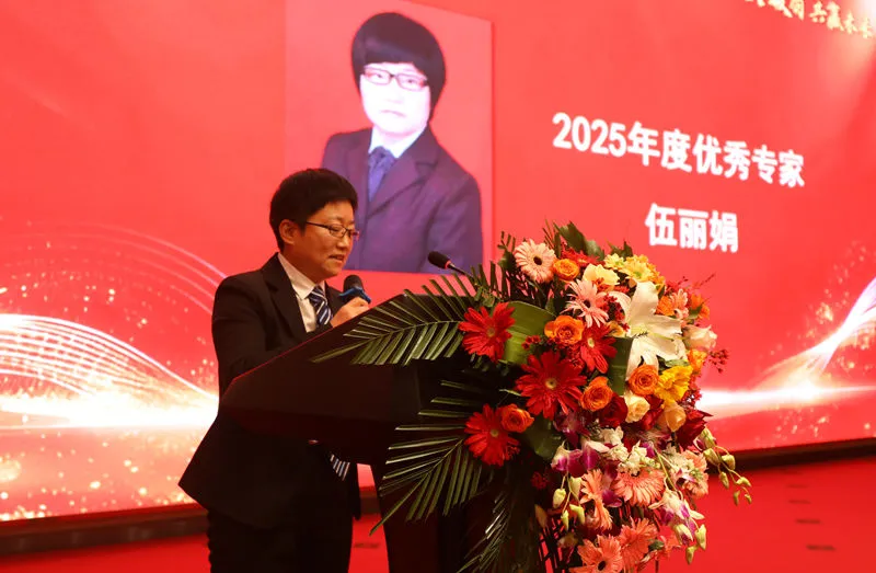 EE5A1141_副本.jpg EE5A1141_副本.jpg